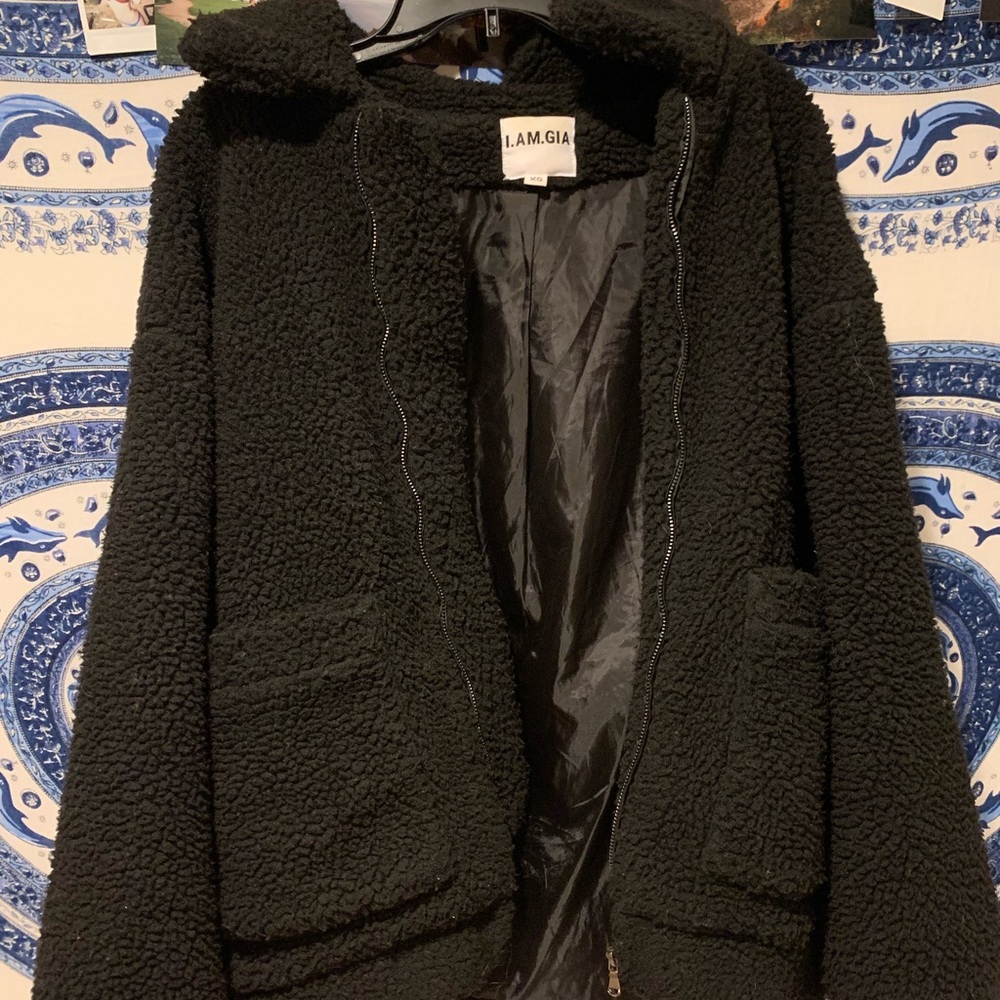 IAMGIA BLACK PIXIE COAT